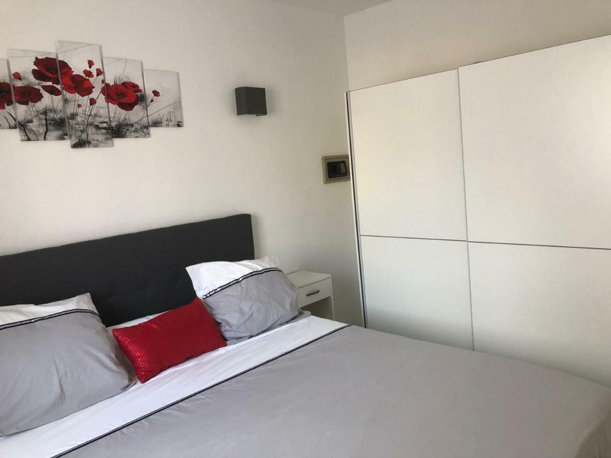 Petite Maisonette Adossee Mais Independante Avec Piscine Villa Peymeinade Dış mekan fotoğraf